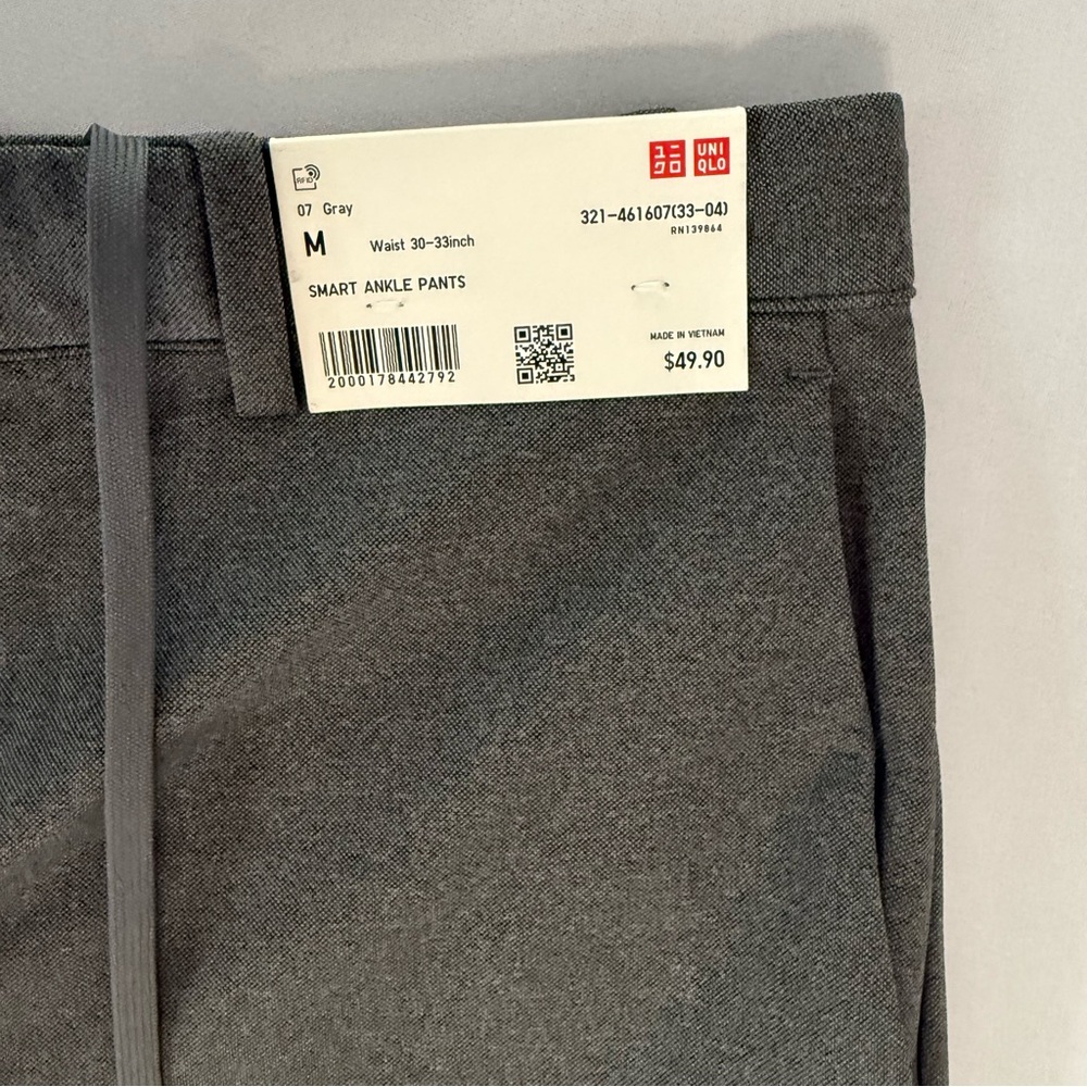 NWT Uniqlo smart ankle pants waiste 30-33 M grey
